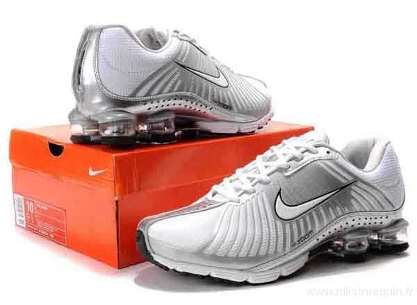 Hommes Nike Shox R4 625 blanc gris (3)